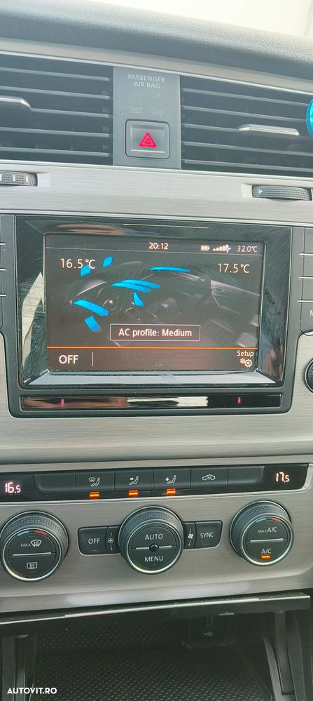 Volkswagen Golf - 10