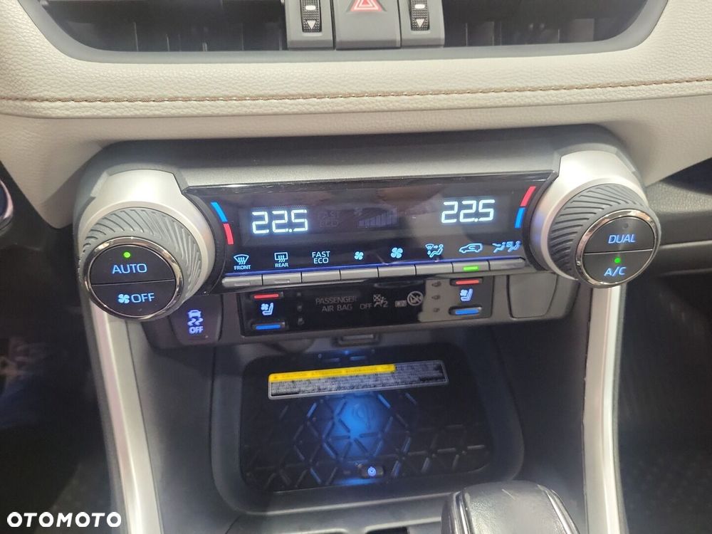 Toyota RAV4 2.5 Hybrid Executive 4x4 - 18