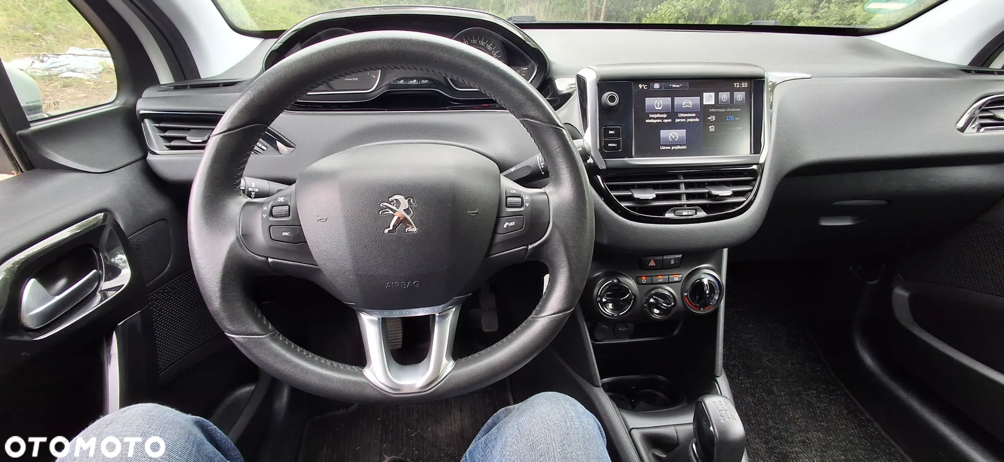 Peugeot 208 1.2 PureTech GPF Allure S&S - 6