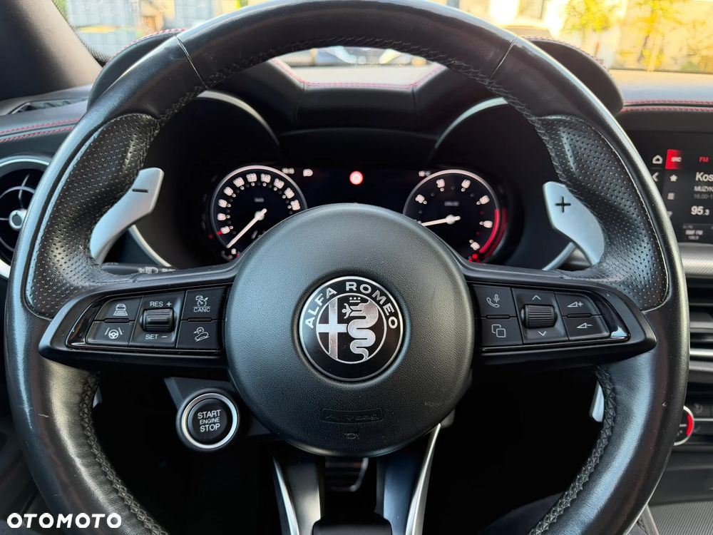 Alfa Romeo Stelvio 2.0 Turbo Tributo Italiano Q4 - 24
