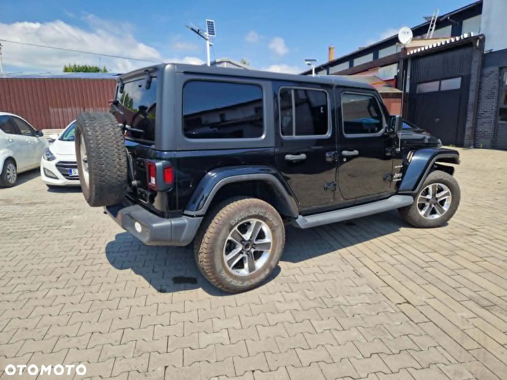 Jeep Wrangler - 5