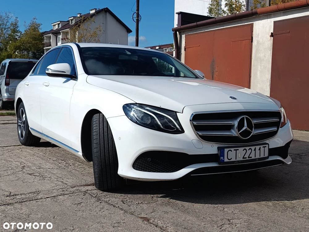 Mercedes-Benz Klasa E 220 d 9G-TRONIC - 10