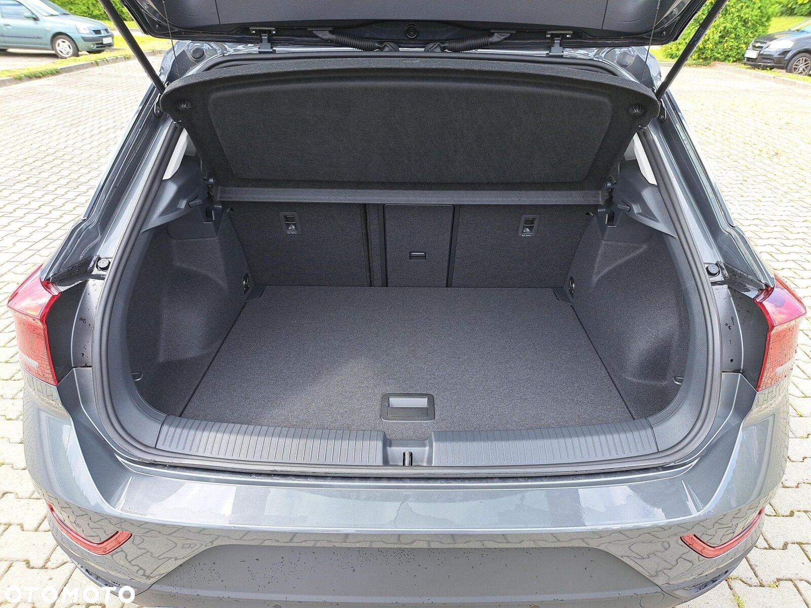 Volkswagen T-Roc 1.5 TSI Life Plus DSG - 27