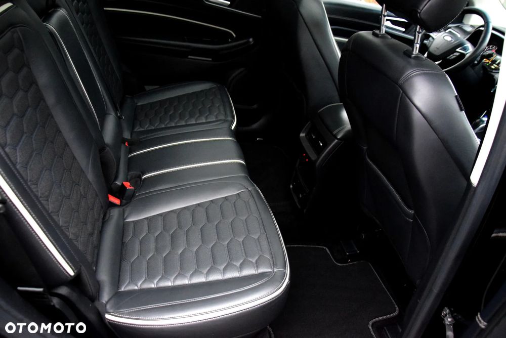 Ford Edge - 19