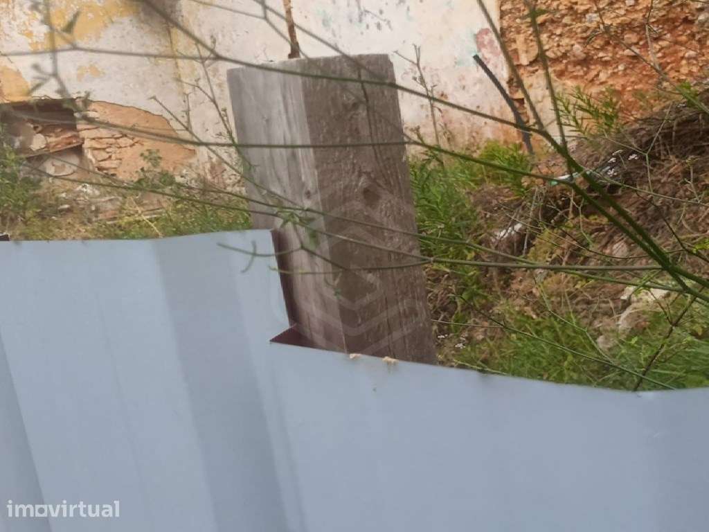 Terreno urbano para construção localizado no centro de Lagoa, Algarve - Grande imagem: 5/16