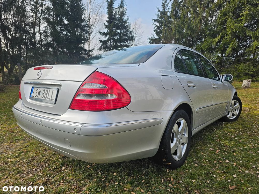 Mercedes-Benz Klasa E 200 Kompressor Automatik Elegance - 32