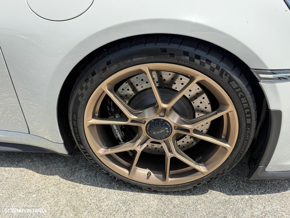 Porsche 911 (992) GT3 PDK - 13