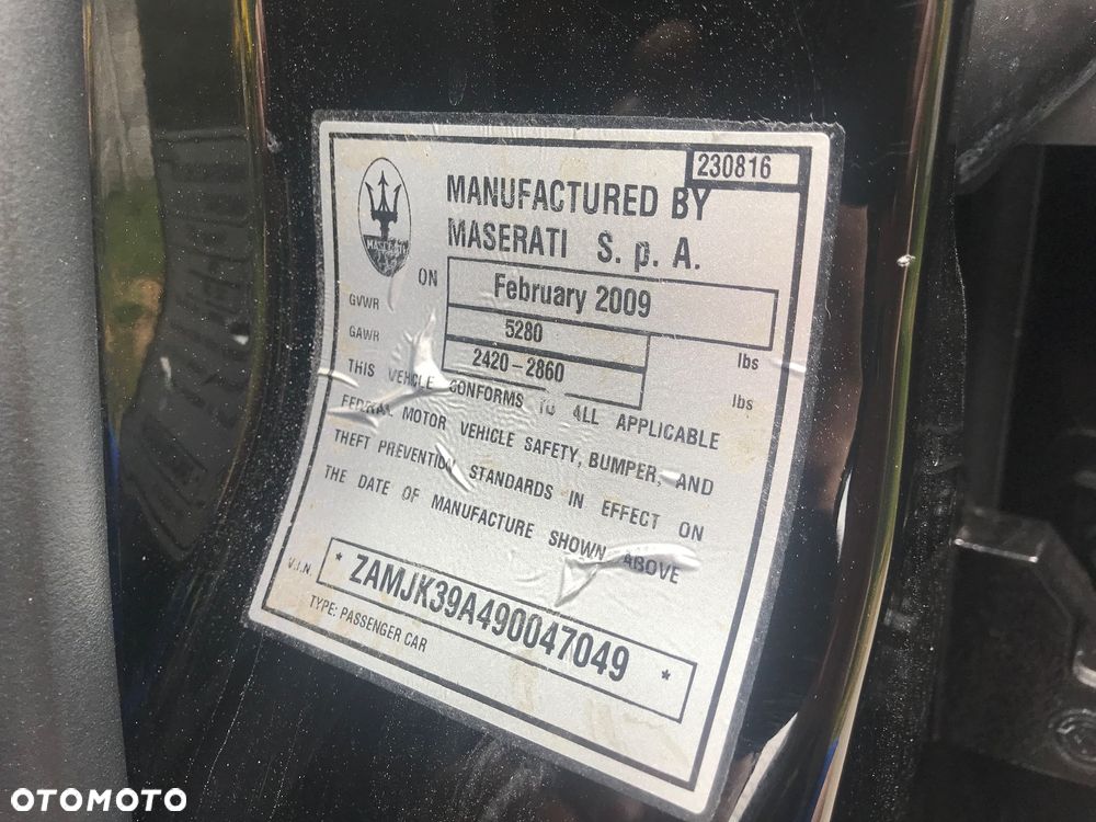 Maserati Quattroporte - 5