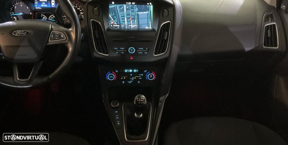 Ford Focus SW 1.5 TDCi Titanium - 10