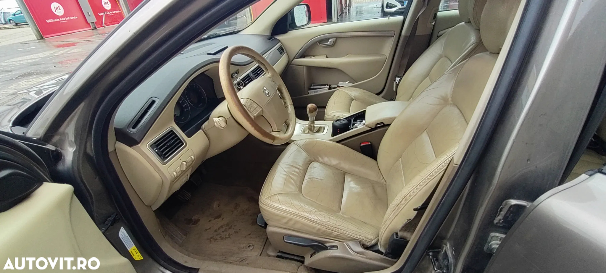 Volvo XC 70 2.4D AWD Momentum - 8