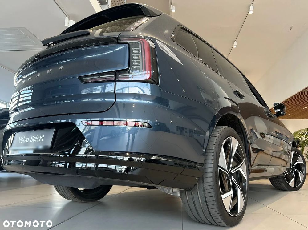 Volvo EX90 - 28