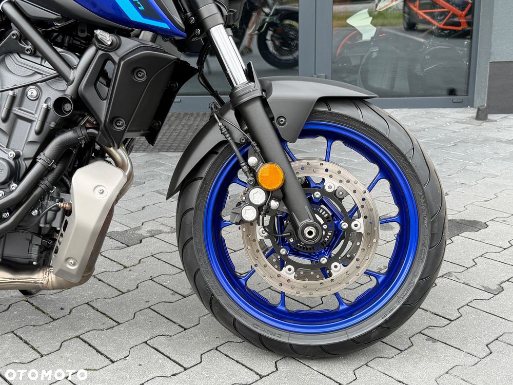 Yamaha MT - 8