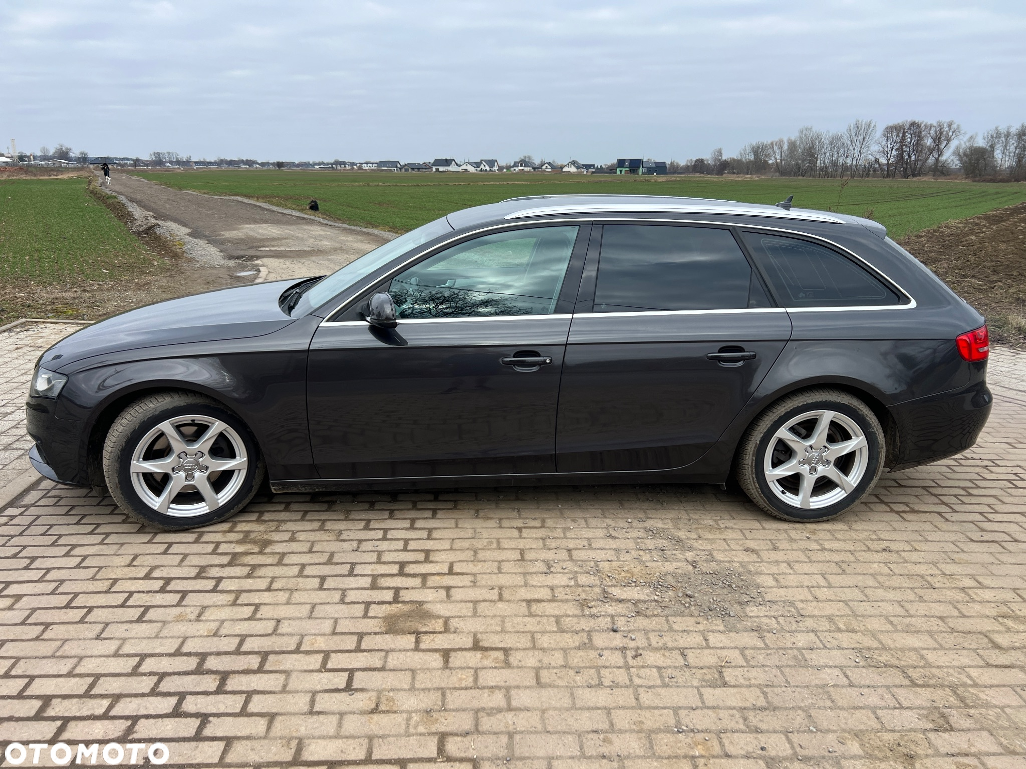 Audi A4 Avant 2.0 TDI DPF multitronic Attraction - 6