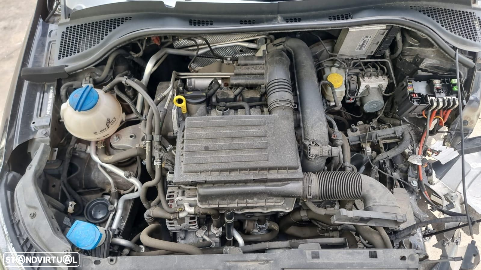 Carro para peças SKODA FABIA III (NJ3) 1.2 TSI de 2016 disponível para peças - 5