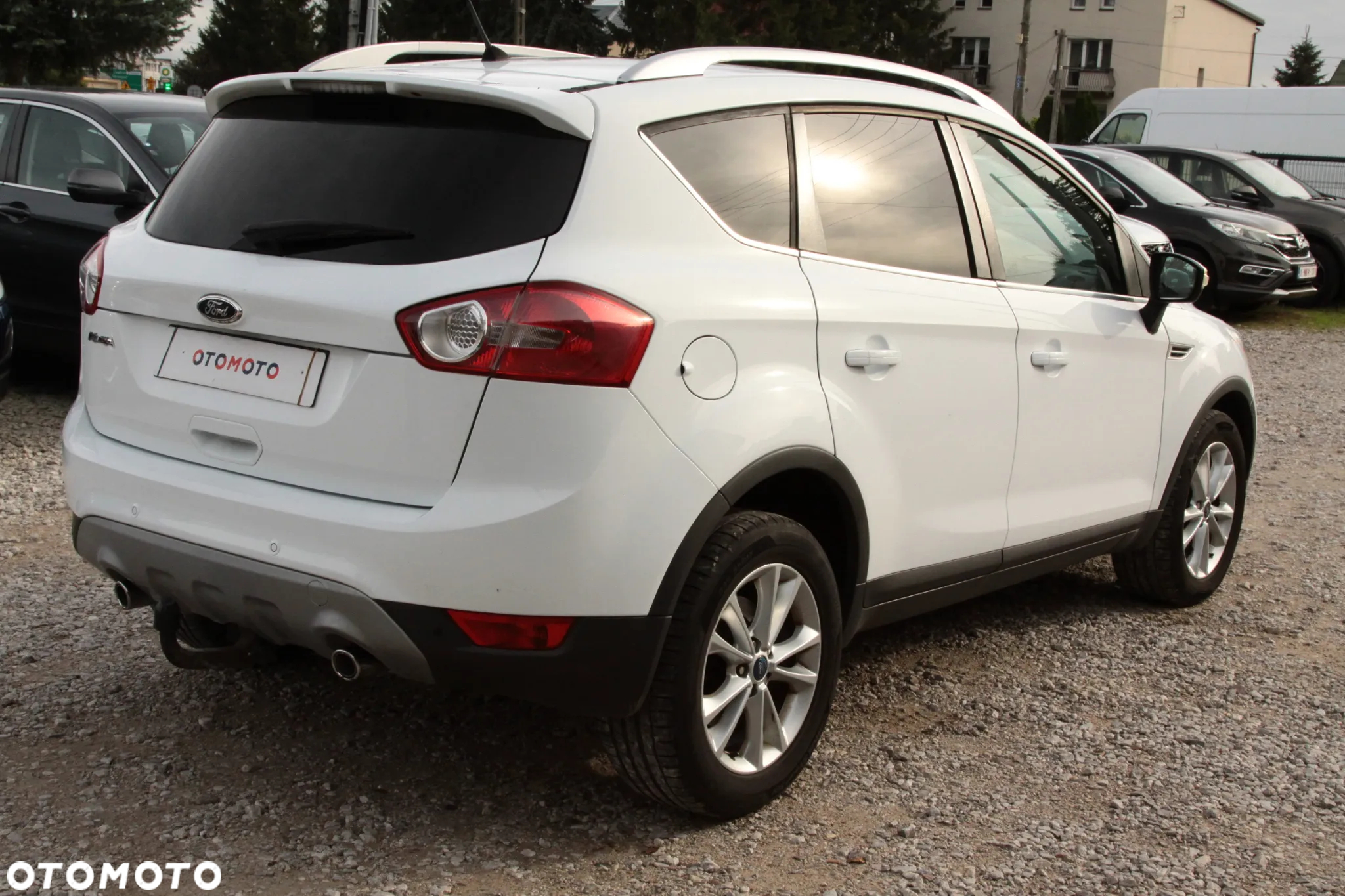 Ford Kuga 2.0 TDCi Titanium - 14