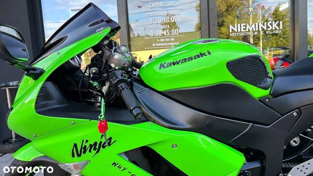 Kawasaki ZX - 28