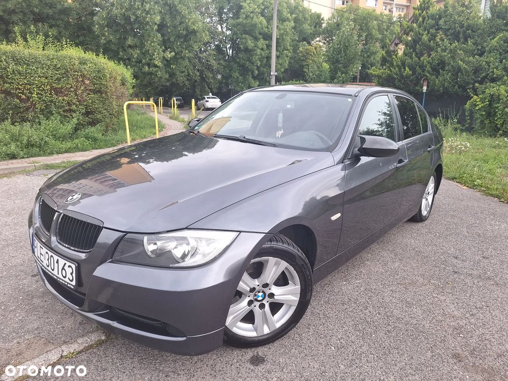 BMW Seria 3 318i - 1