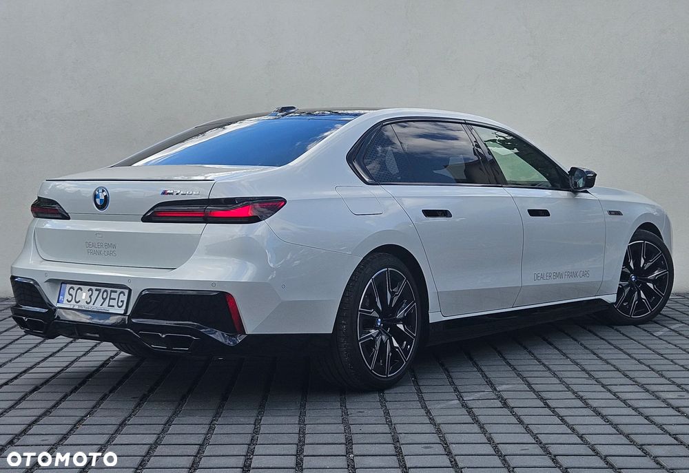 BMW Seria 7 M760e PHEV xDrive sport - 6