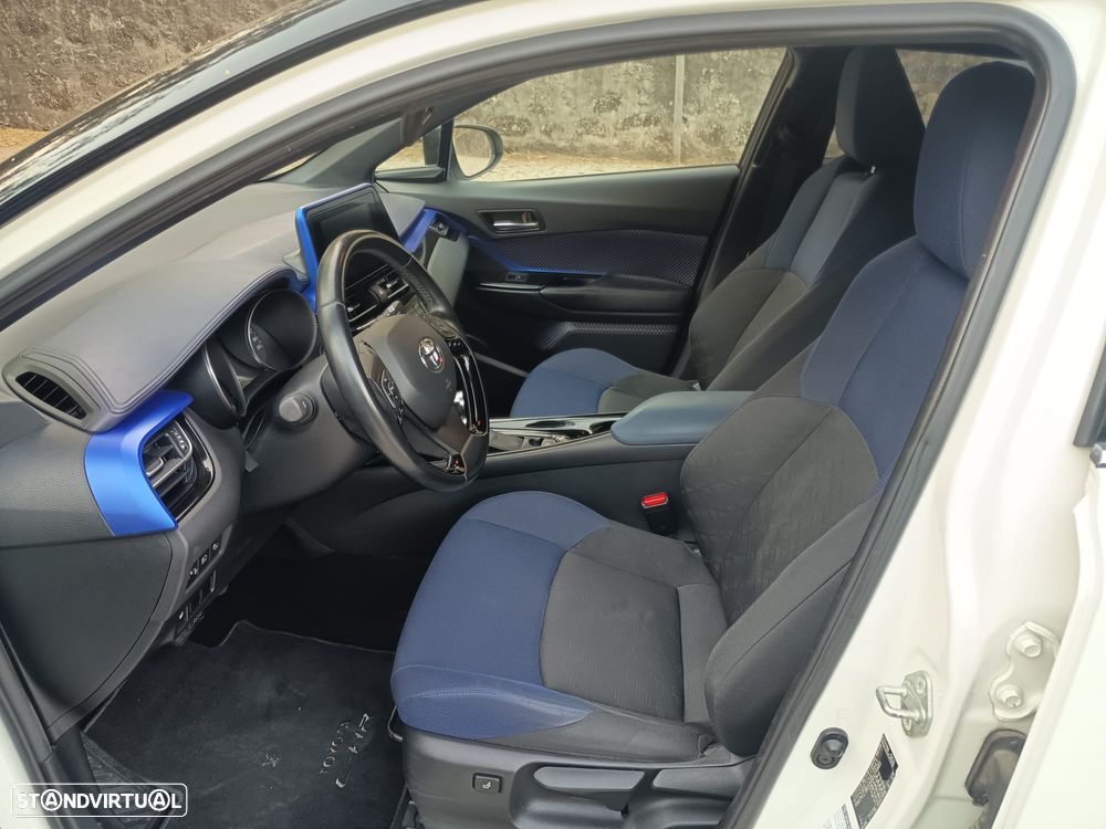 Toyota C-HR 1.8 HSD Exclusive+P.Luxury - 7