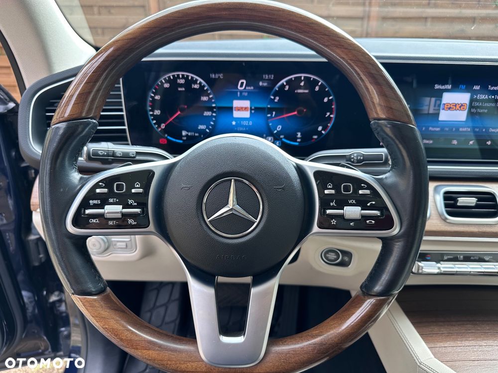 Mercedes-Benz GLE - 28