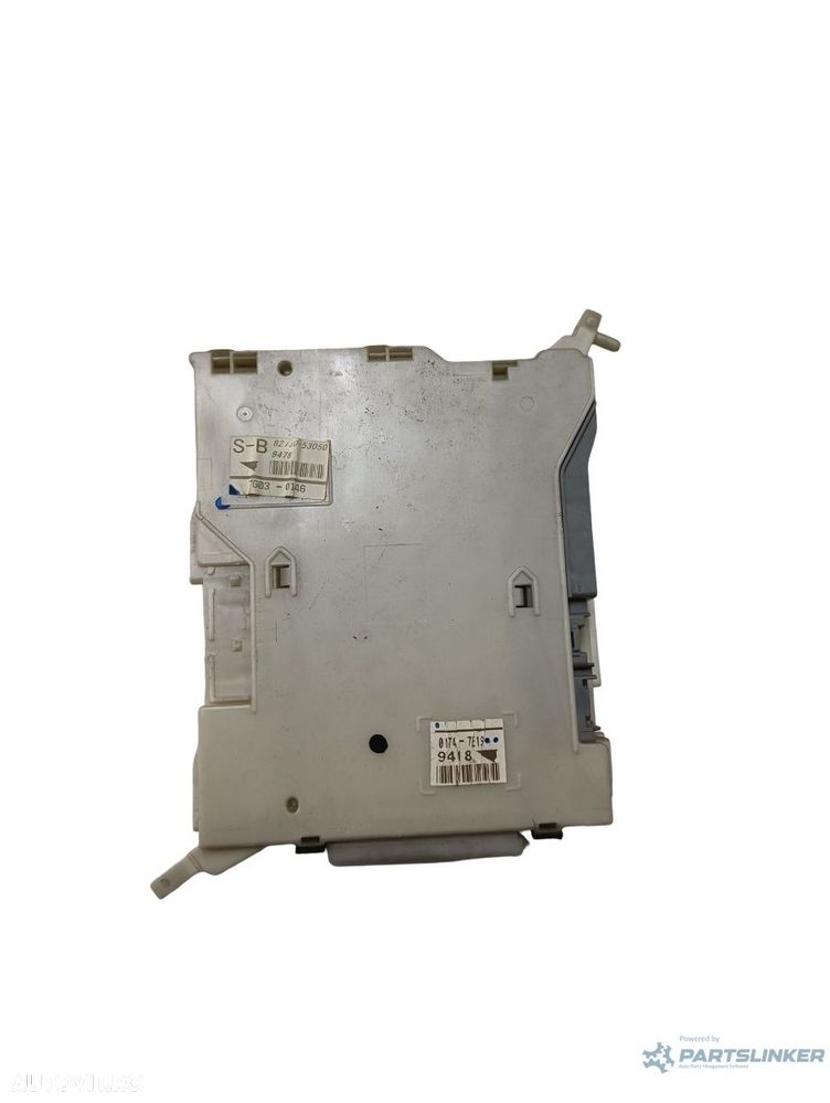 Panou sigurante LEXUS IS II Saloon GSE2_, ALE2_, USE2_ 2005 - 2013 8273053050 - 2