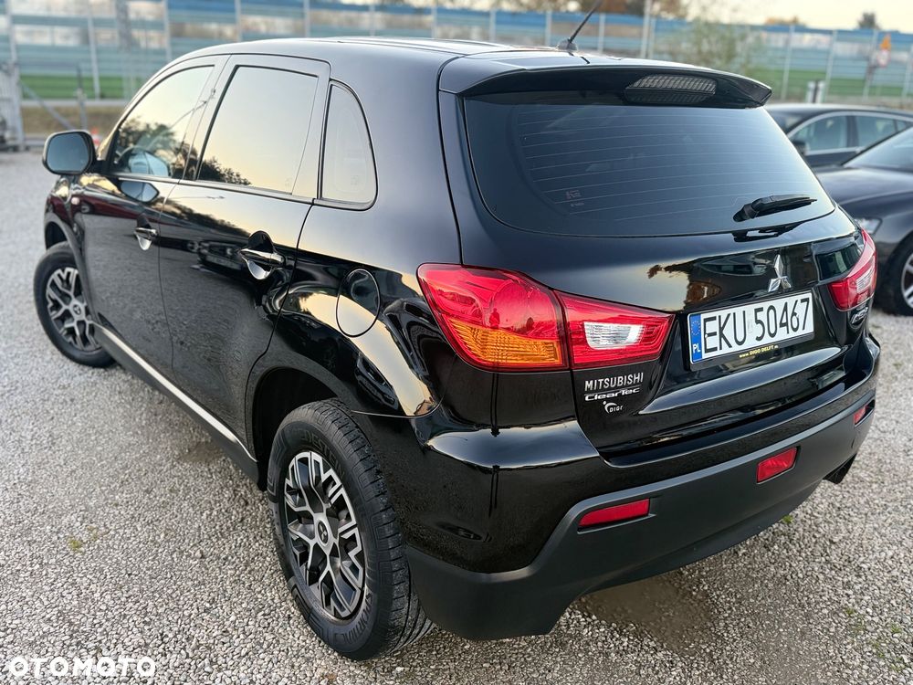 Mitsubishi ASX - 9