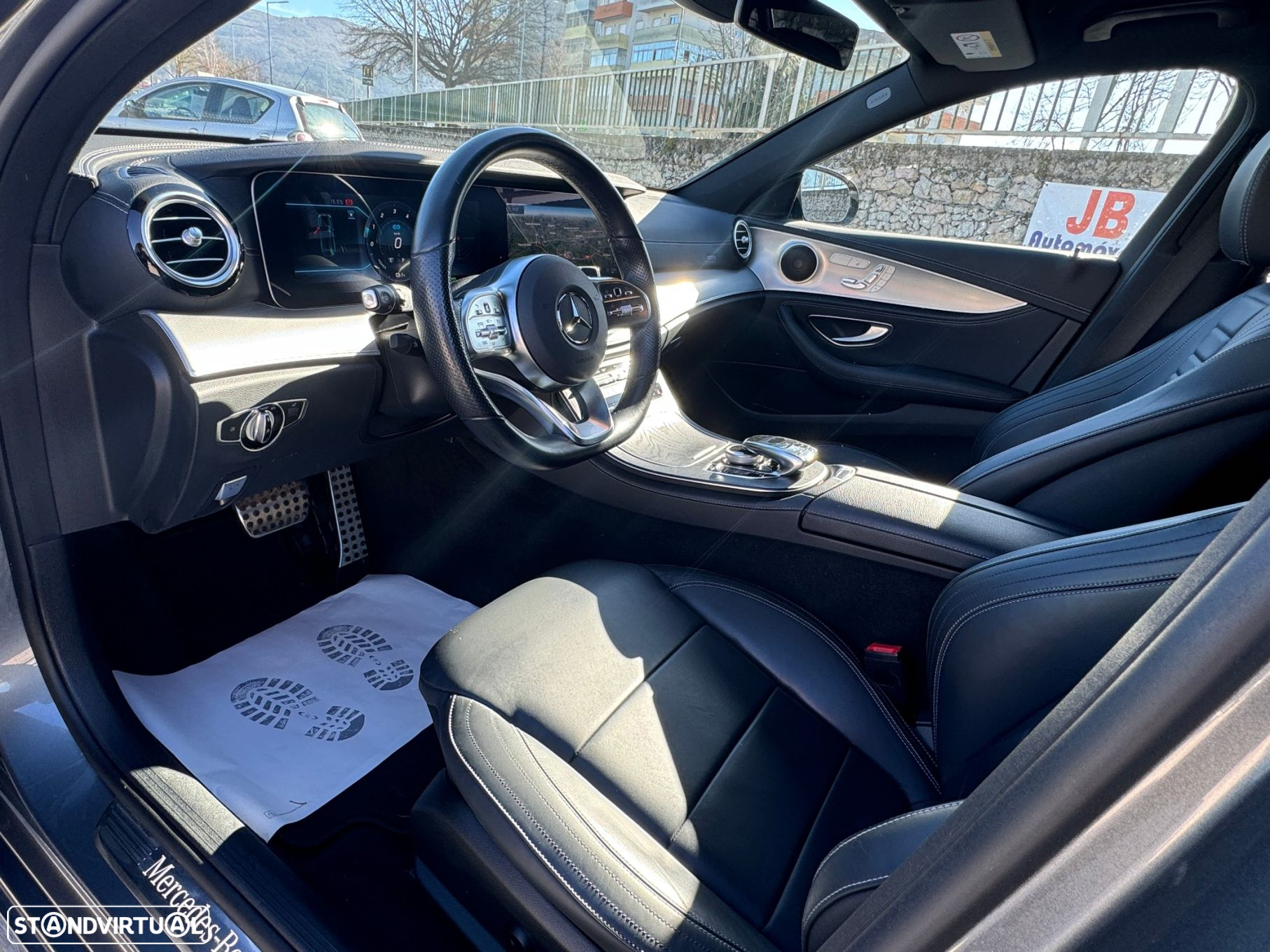 Mercedes-Benz E 300 de AMG Line - 8