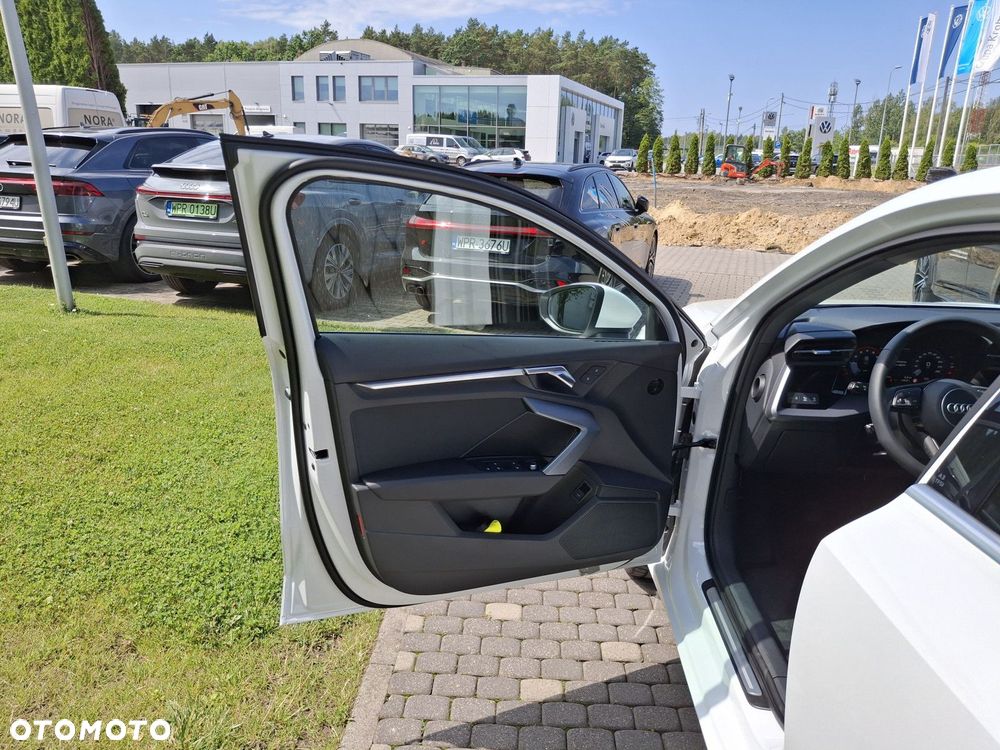 Audi A3 Limousine - 12