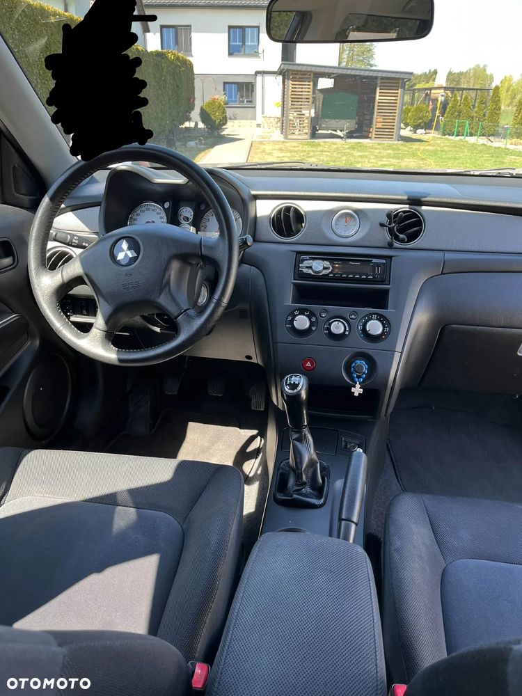 Mitsubishi Outlander 2.0 2WD Invite - 12