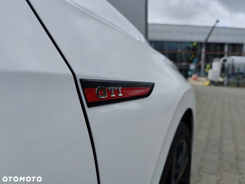 Volkswagen Golf 2.0 TSI GTI DSG - 34