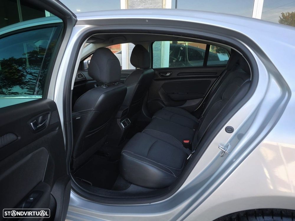 Renault Mégane Grand Coupe 1.5 dCi Limited - 8