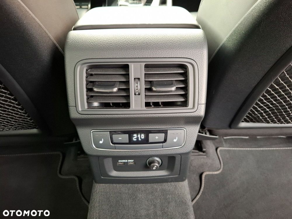 Audi Q5 40 TDI mHEV Quattro S Line S tronic - 22