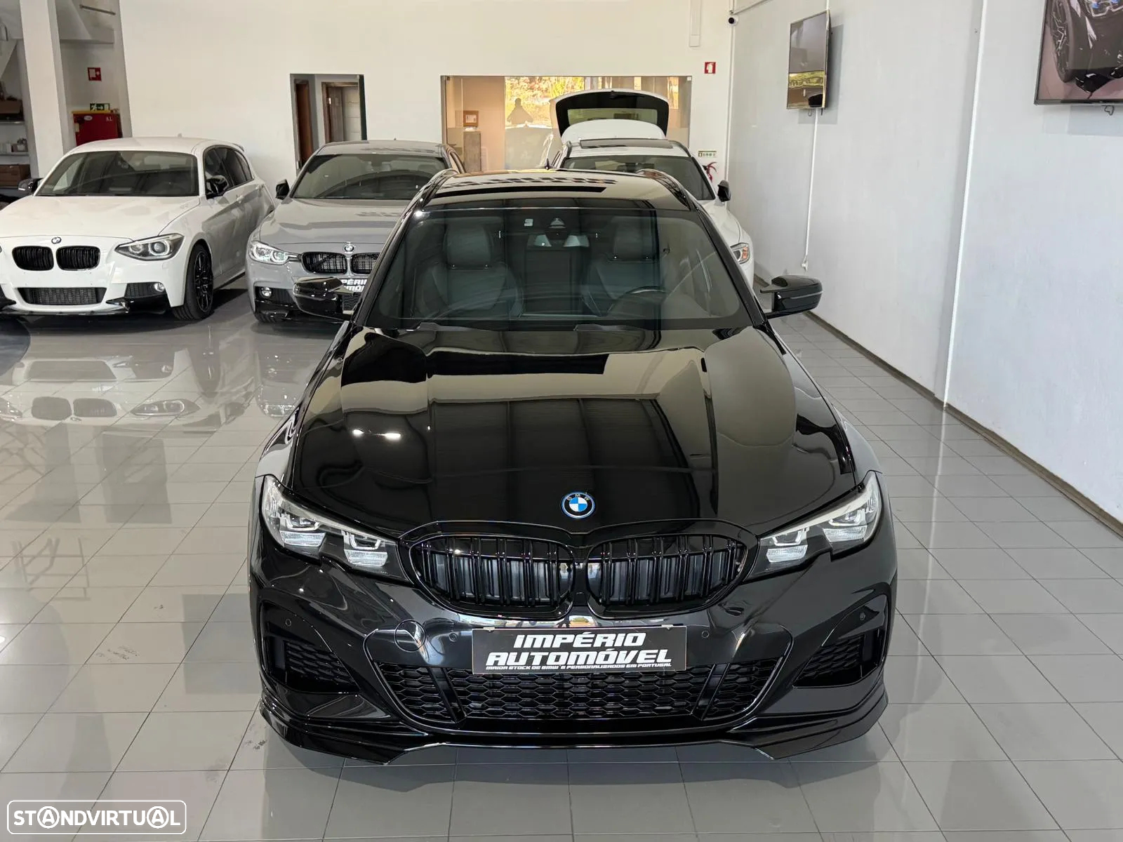BMW 330 e Touring Pack M Auto - 4