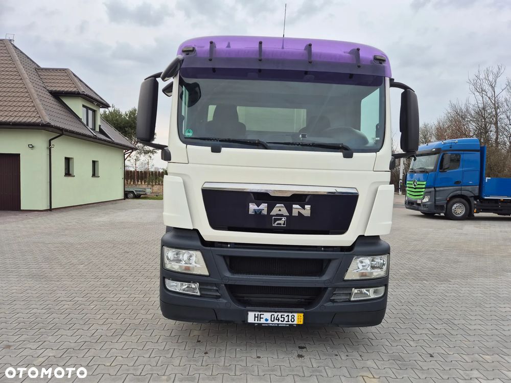 MAN TGS 26.320 6X2 skrętna oś - 2