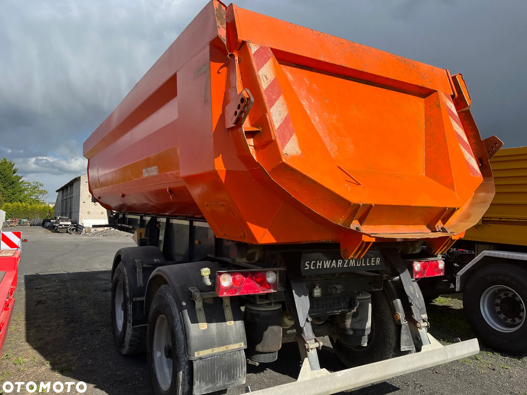 Schwarzmuller SM K-serie oś skrętna rynna Hardox 38t dmc zestaw naczepa wywrotka - 5