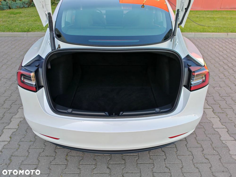 Tesla Model 3 RWD Hinterradantrieb - 18