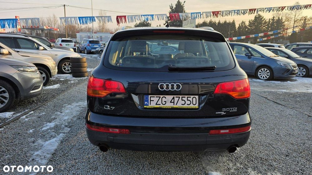 Audi Q7 - 13
