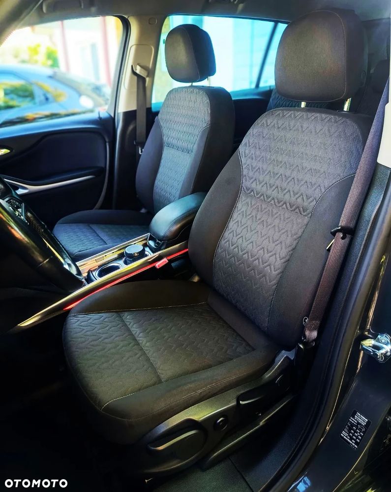 Opel Zafira - 23