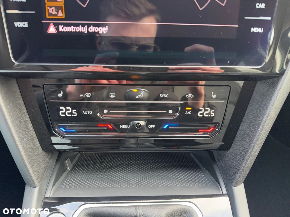 Volkswagen Passat - 19