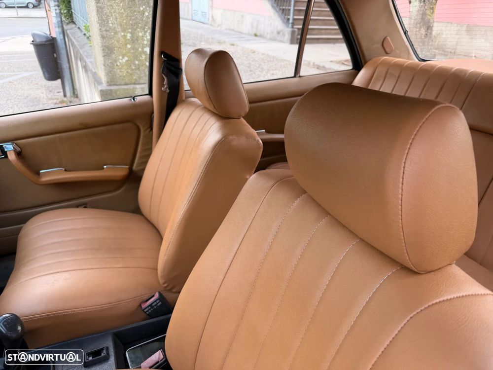 Mercedes-Benz W123 (1976-1986) - 11