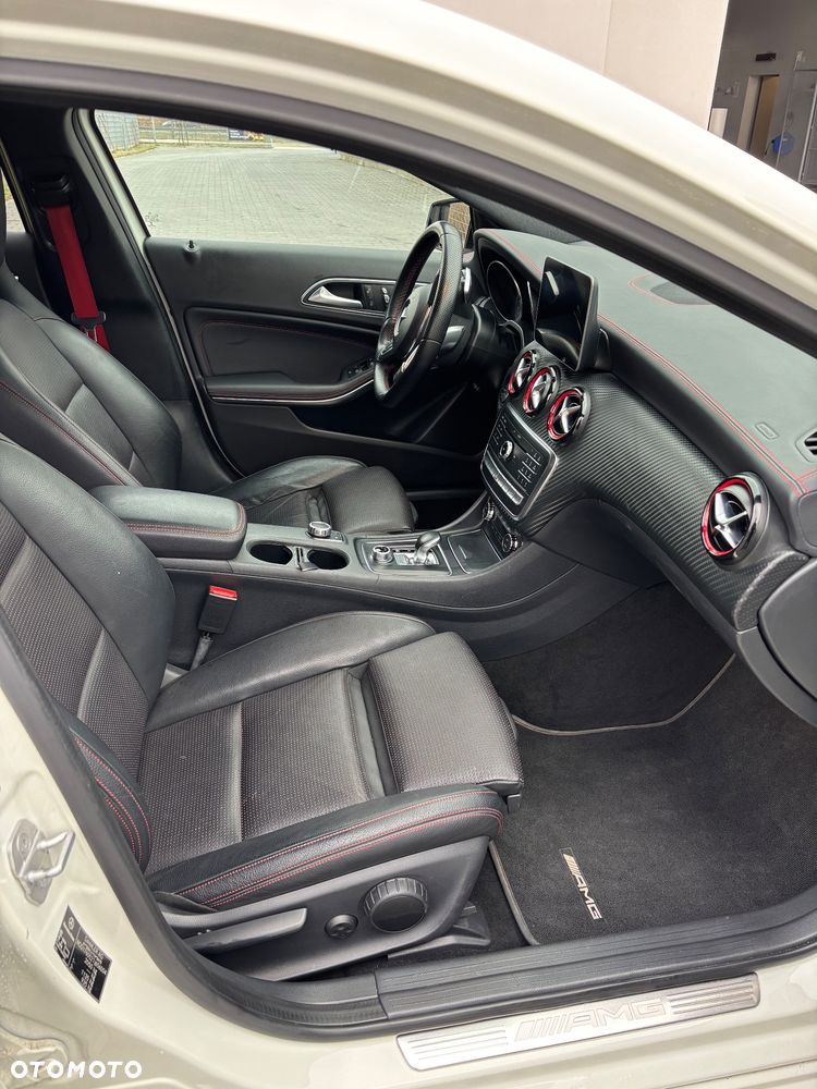 Mercedes-Benz Klasa A AMG 45 4-Matic - 8