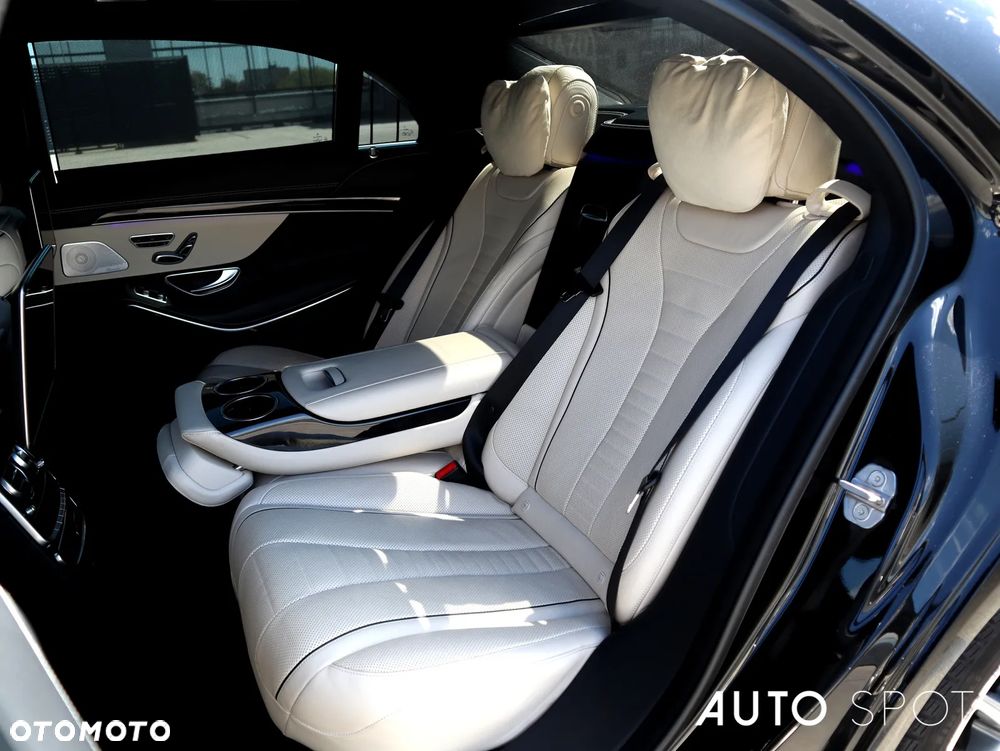 Mercedes-Benz Klasa S 400 d 4-Matic L 9G-TRONIC - 36