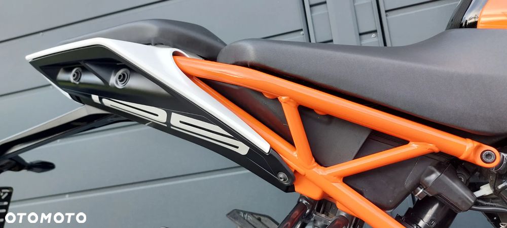 KTM Duke 125 - 40