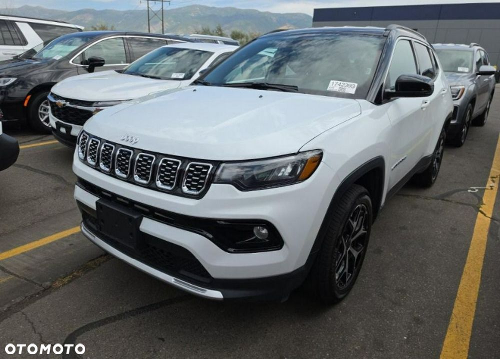 Jeep Compass - 1