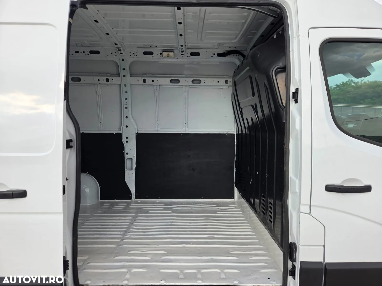 Renault New Master L2H2 - 14