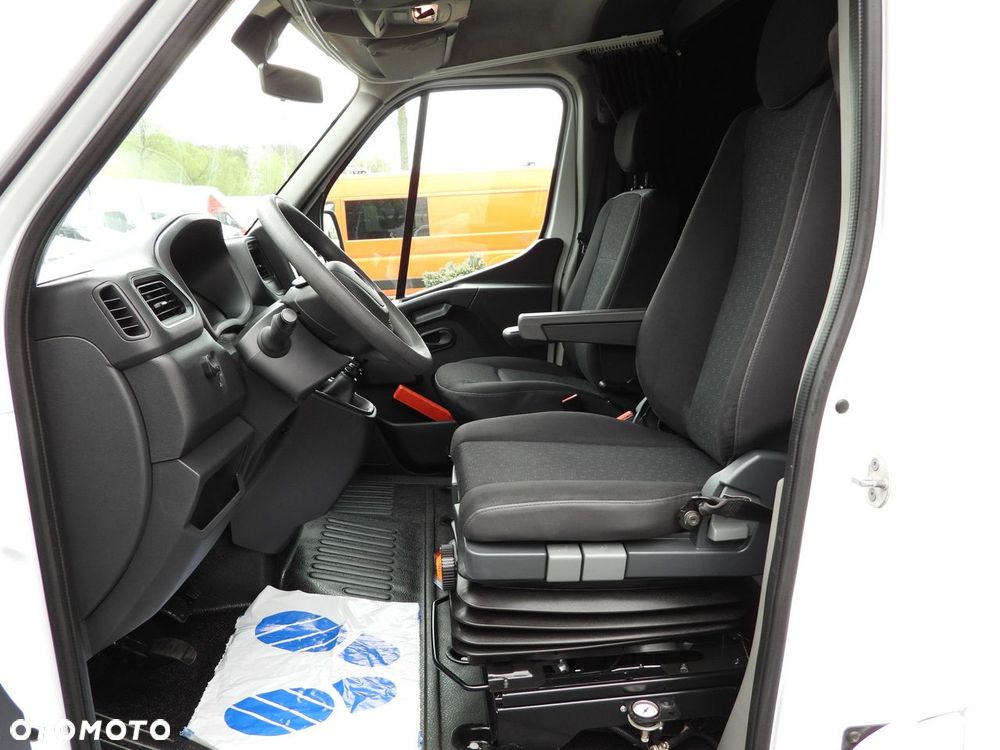 Opel MOVANO  PLANDEKA 10 PALET WEBASTO TEMPOMAT LEDY PNEUMATYKA KLIMATYZACJA  165KM - 28