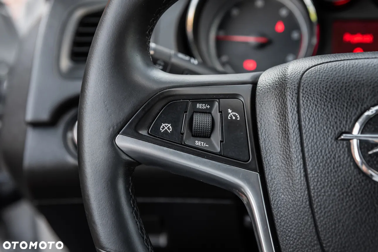 Opel Insignia 2.0 CDTI Design Edition - 20