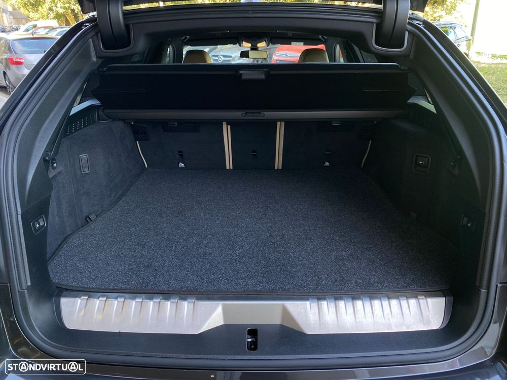 BMW 530 e - 29