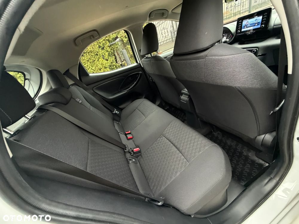 Toyota Yaris Hybrid 1.5 Comfort - 31