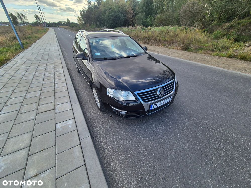 Volkswagen Passat 2.0 TDI Highline - 17